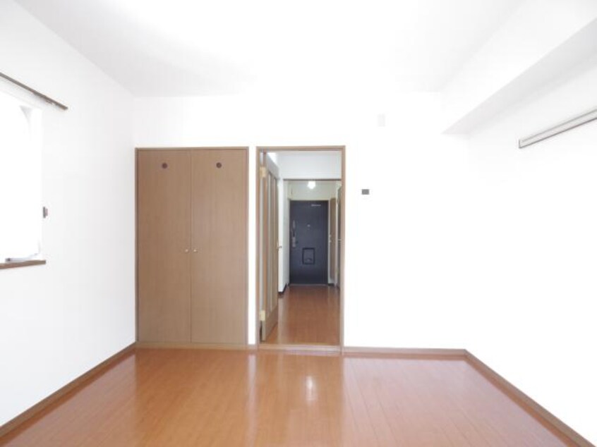  東海道本線/東静岡駅 徒歩10分 1階 築28年