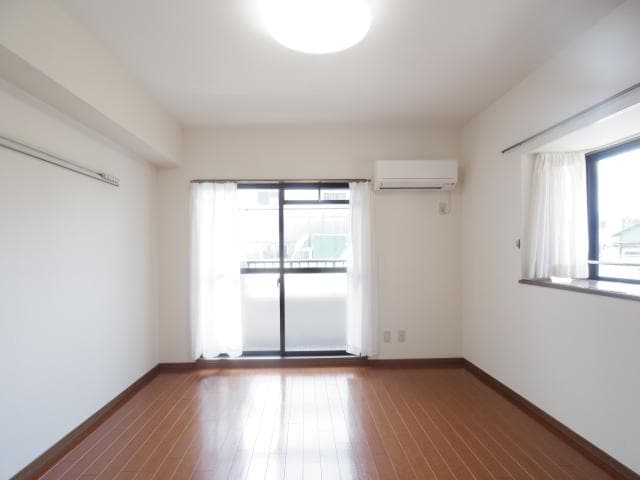  東海道本線/東静岡駅 徒歩10分 1階 築28年