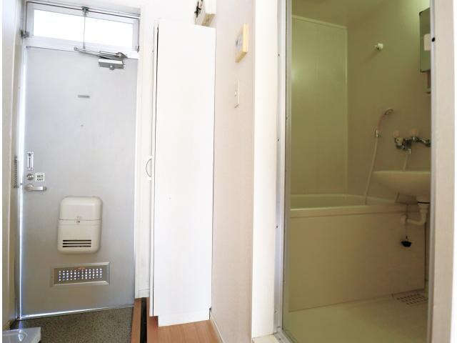  東海道本線/静岡駅 バス17分小鹿公民館前下車:停歩3分 1階 築29年