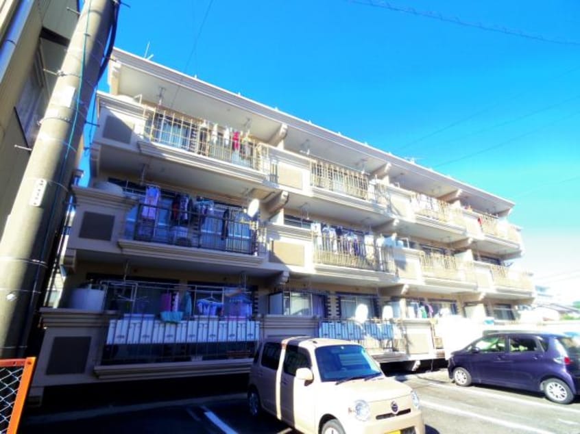  東海道本線/静岡駅 バス8分中田三丁目ダイワハウス前下車:停歩4分 1階 築43年