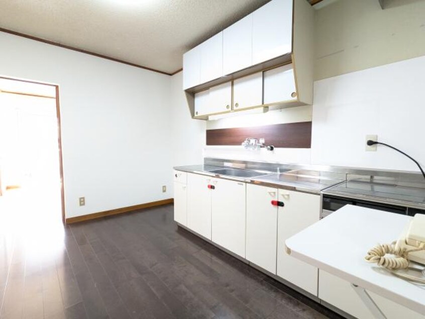  東海道本線/静岡駅 バス8分中田三丁目ダイワハウス前下車:停歩4分 1階 築43年