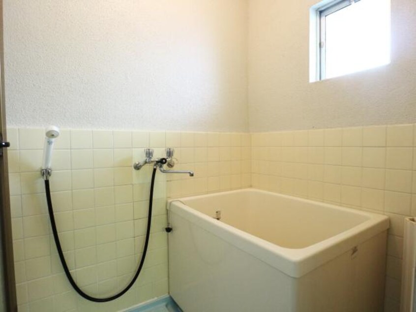  東海道本線/静岡駅 バス8分中田三丁目ダイワハウス前下車:停歩4分 2階 築43年