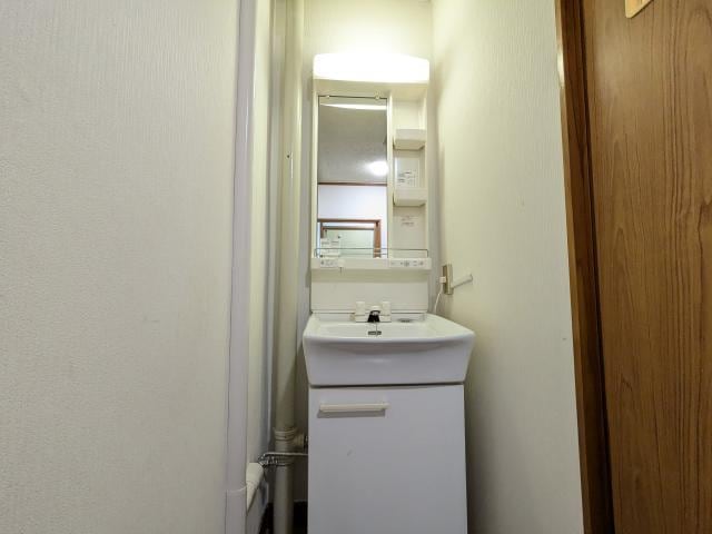  東海道本線/静岡駅 バス8分中田三丁目ダイワハウス前下車:停歩4分 1階 築43年