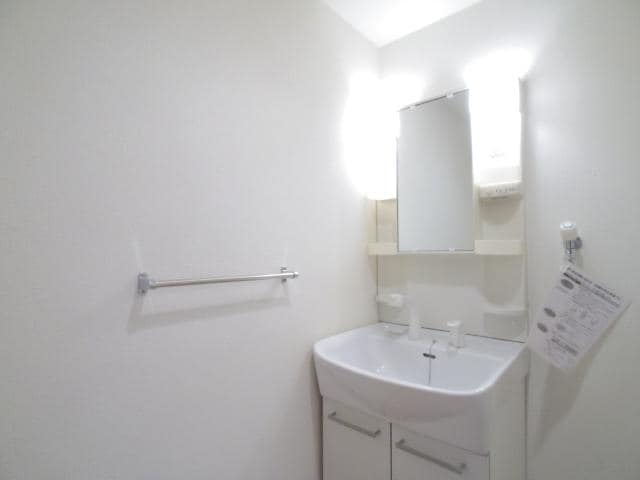  東海道本線/静岡駅 バス17分西脇下下車:停歩8分 3階 築17年