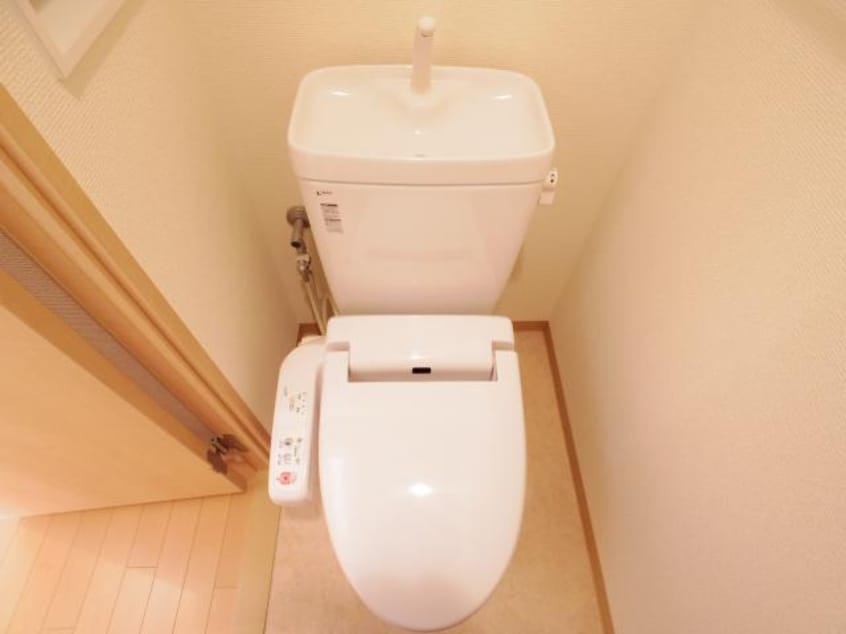  東海道本線/静岡駅 バス16分西脇下下車:停歩8分 4階 築17年