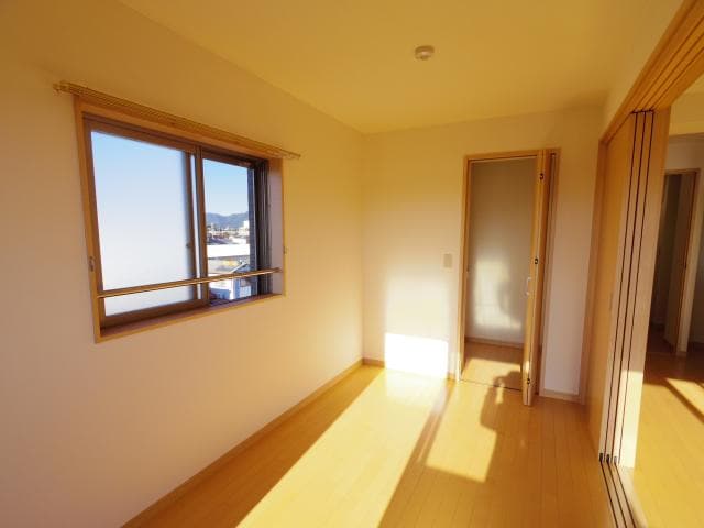  東海道本線/静岡駅 バス16分西脇下下車:停歩8分 4階 築17年