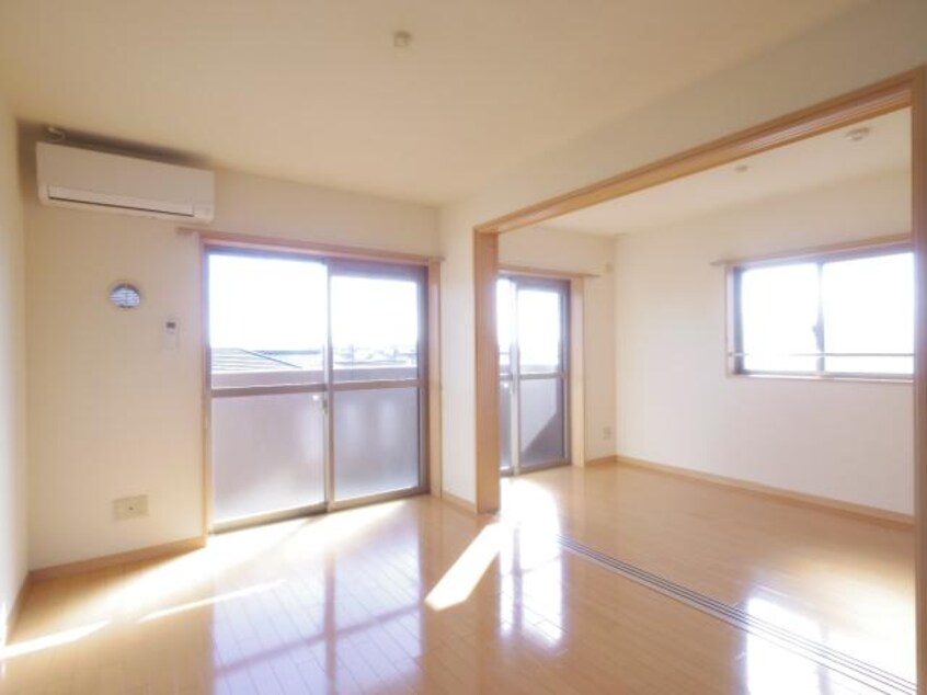  東海道本線/静岡駅 バス17分西脇下下車:停歩8分 3階 築17年