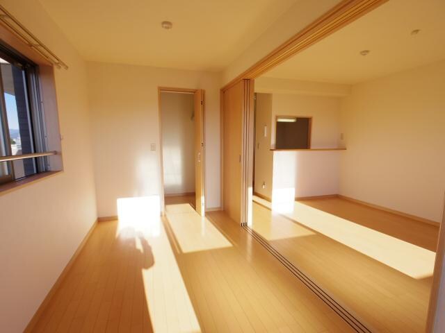  東海道本線/静岡駅 バス16分西脇下下車:停歩8分 4階 築17年