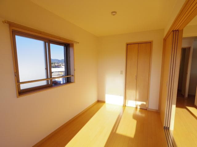  東海道本線/静岡駅 バス16分西脇下下車:停歩8分 4階 築17年