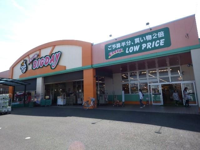 エブリィビッグデー焼津店(スーパー)まで904m 東海道本線/焼津駅 バス14分袮宜島下車:停歩5分 2階 築17年