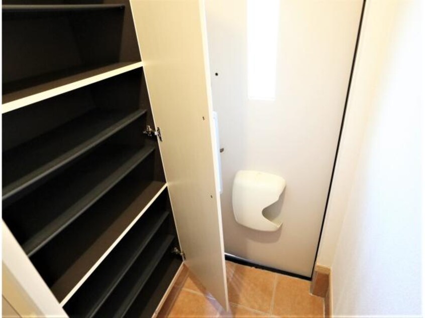  東海道本線/焼津駅 バス21分藤枝市岡部支所前下車:停歩8分 2階 築16年