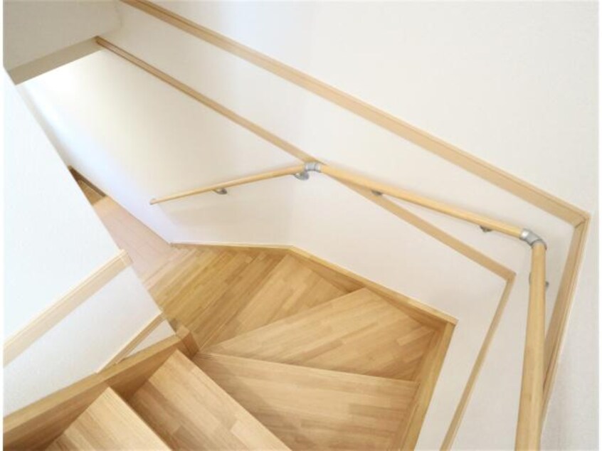  東海道本線/焼津駅 バス21分藤枝市岡部支所前下車:停歩8分 2階 築16年