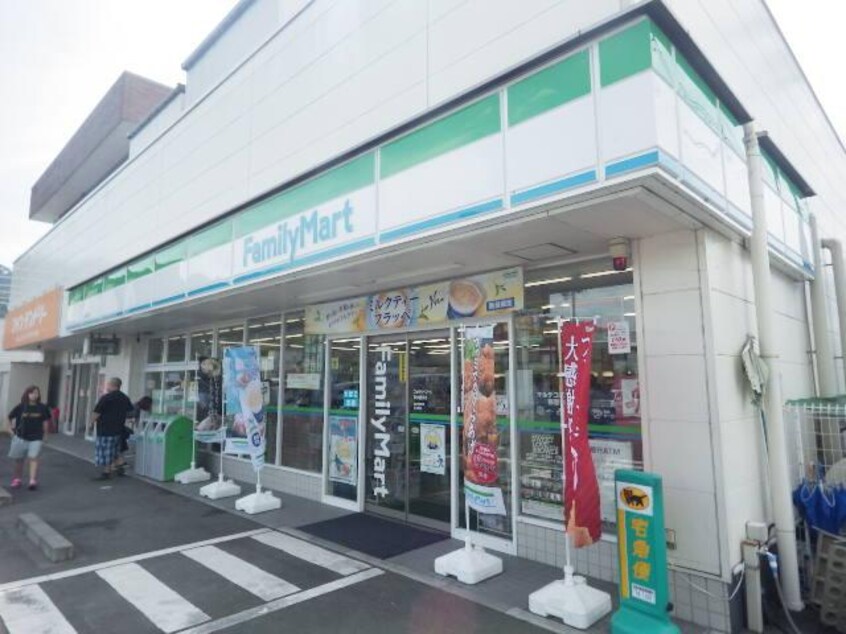 ファミリーマート藤枝岡部店(コンビニ)まで1134m 東海道本線/焼津駅 バス21分藤枝市岡部支所前下車:停歩8分 2階 築16年