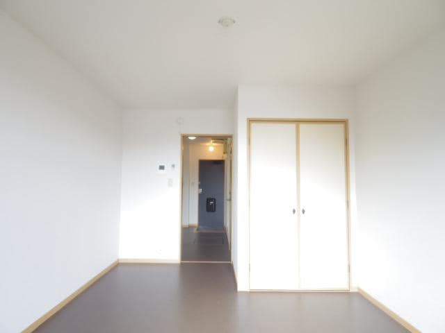  東海道本線/東静岡駅 徒歩15分 1階 築23年