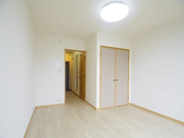  東海道本線/東静岡駅 徒歩15分 1階 築23年