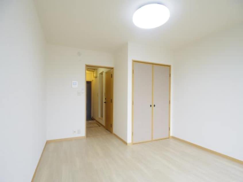  東海道本線/東静岡駅 徒歩15分 1階 築23年