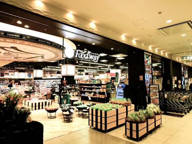 フードウェイＭＡＲＫ　ＩＳ静岡店(スーパー)まで830m 東海道本線/東静岡駅 徒歩15分 1階 築23年