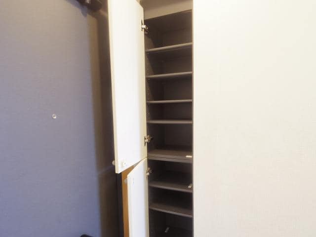  東海道本線/東静岡駅 徒歩15分 1階 築23年