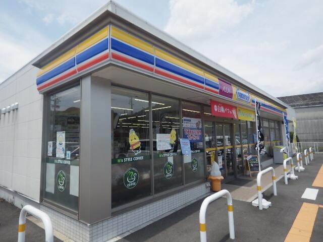 ミニストップ藤枝谷稲葉インター前店(コンビニ)まで1471m 東海道本線/藤枝駅 バス10分南駿河台四丁目下車:停歩3分 2階 築31年