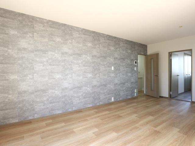  東海道本線/静岡駅 バス12分見瀬Ｄａｉｉｃｈｉ－ＴＶ入口下車:停歩3分 1階 築28年