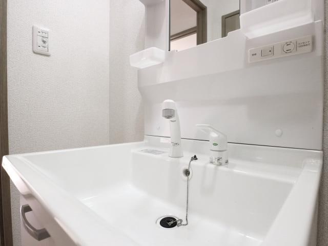  東海道本線/静岡駅 バス12分見瀬Ｄａｉｉｃｈｉ－ＴＶ入口下車:停歩3分 1階 築28年