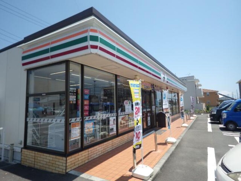 セブンイレブン焼津祢宜島店(コンビニ)まで348m 東海道本線/焼津駅 バス25分下小田下車:停歩6分 2階 築16年