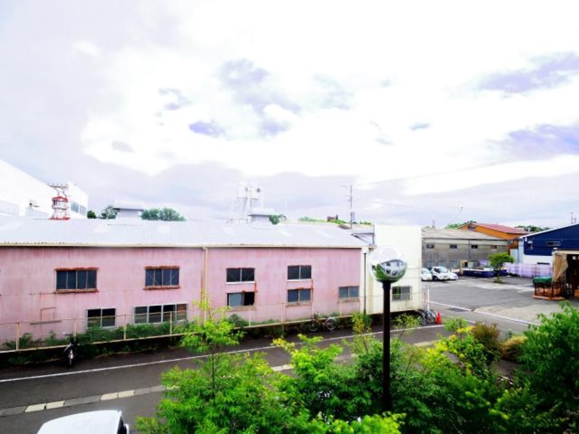  東海道本線/静岡駅 バス17分登呂二丁目下車:停歩4分 1-2階 築20年
