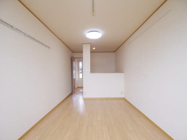  東海道本線/静岡駅 バス17分登呂二丁目下車:停歩4分 1-2階 築20年