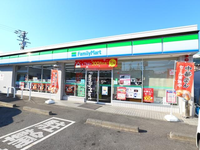 ファミリーマート小鹿店(コンビニ)まで372m 東海道本線/静岡駅 バス15分競輪場前下車:停歩6分 1階 築36年