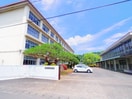 藤枝市立葉梨中学校(中学校/中等教育学校)まで2448m 東海道本線/西焼津駅 バス17分五十海北下車:停歩8分 2階 築15年