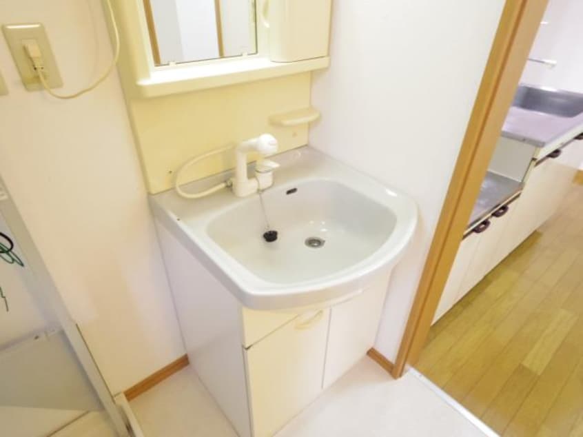  東海道本線/静岡駅 バス21分大浜公園入口下車:停歩3分 1階 築24年