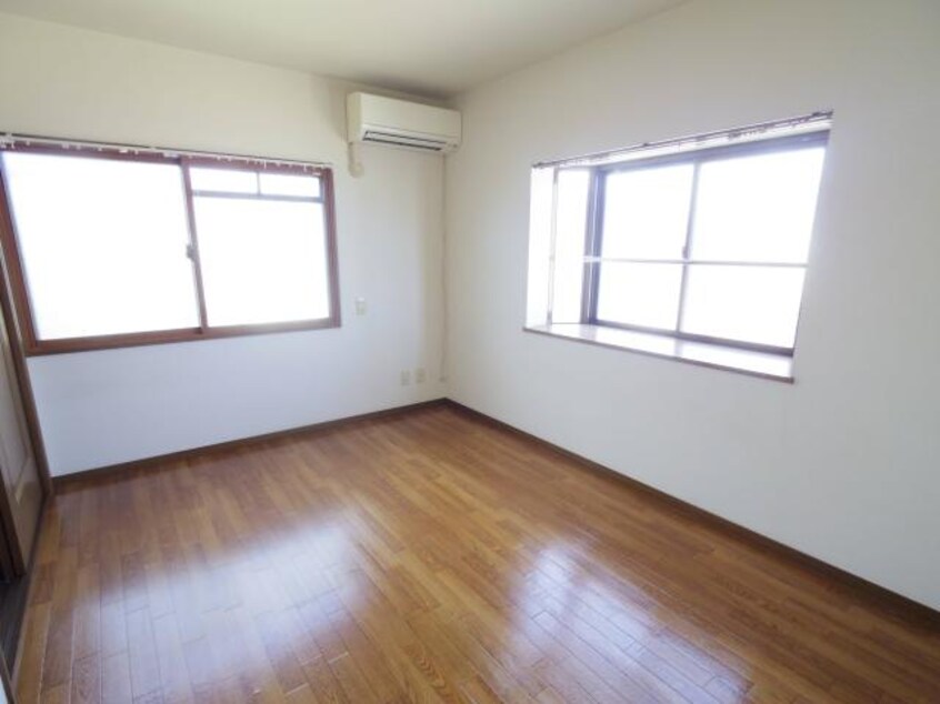  東海道本線/静岡駅 バス10分石田ＳＢＳ学苑入口下車:停歩3分 1階 築28年