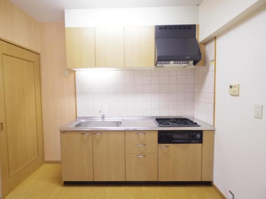  東海道本線/静岡駅 バス11分登呂遺跡入口下車:停歩1分 2階 築24年