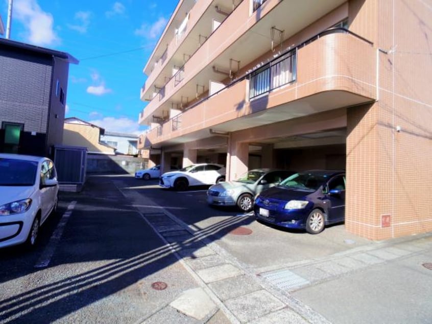  東海道本線/静岡駅 バス11分登呂遺跡入口下車:停歩1分 2階 築24年