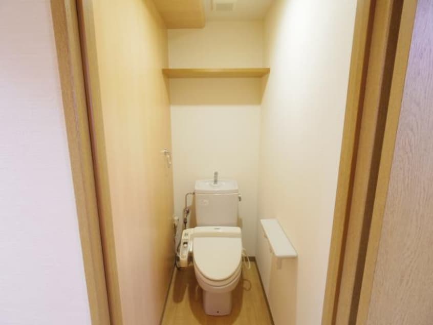  東海道本線/静岡駅 バス11分登呂遺跡入口下車:停歩1分 2階 築24年