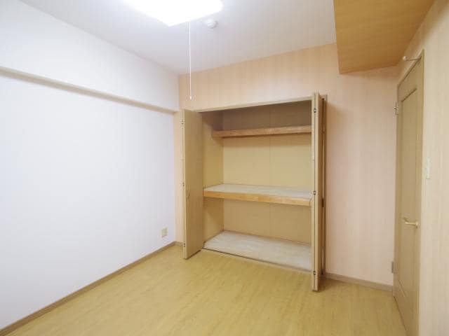  東海道本線/静岡駅 バス11分登呂遺跡入口下車:停歩1分 2階 築24年