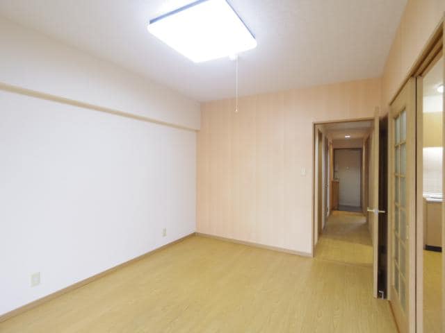  東海道本線/静岡駅 バス11分登呂遺跡入口下車:停歩1分 2階 築24年