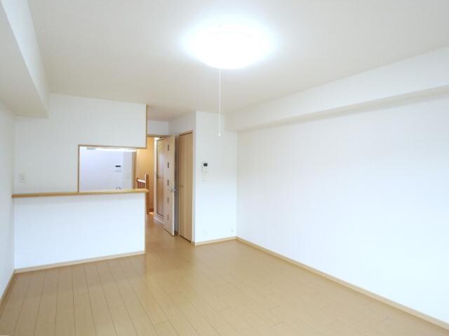  東海道本線/焼津駅 バス40分高新田防災センター下車:停歩3分 2階 築15年