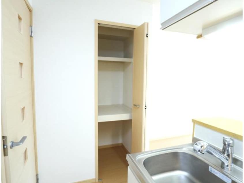  東海道本線/焼津駅 バス40分高新田防災センター下車:停歩3分 2階 築15年