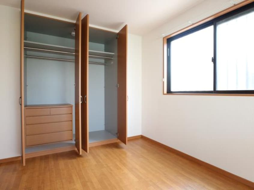  東海道本線/静岡駅 バス20分堀ノ内下車:停歩4分 1階 築17年