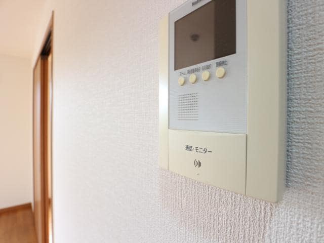  東海道本線/静岡駅 バス20分堀ノ内下車:停歩4分 1階 築17年