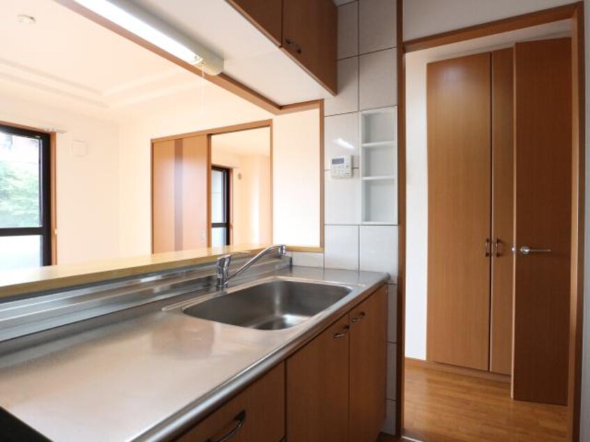  東海道本線/静岡駅 バス20分堀ノ内下車:停歩4分 1階 築17年