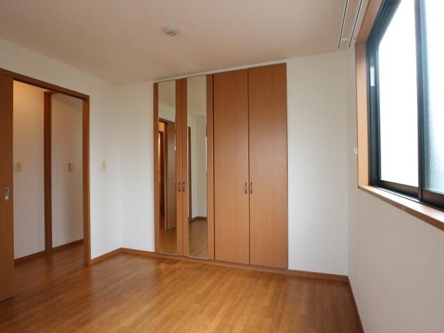  東海道本線/静岡駅 バス20分堀ノ内下車:停歩4分 1階 築17年