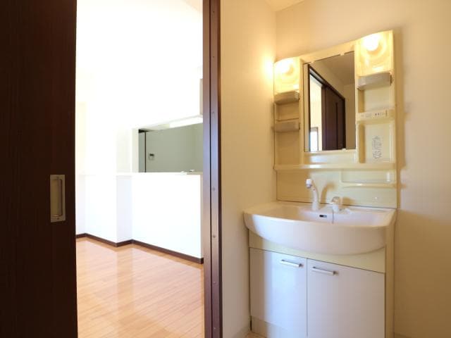  東海道本線/静岡駅 バス20分片山下車:停歩5分 3階 築15年