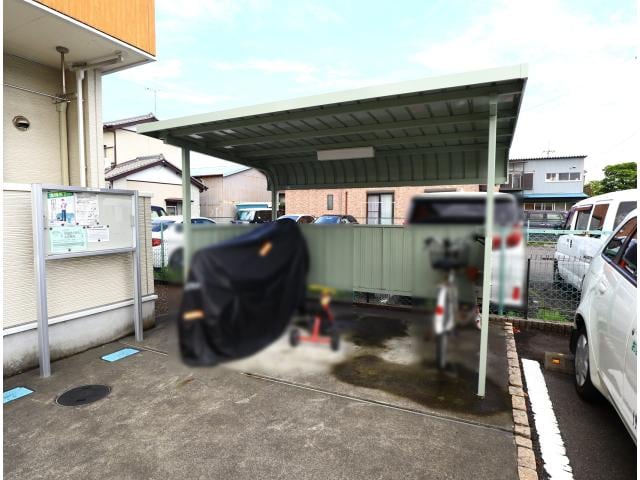  東海道本線/焼津駅 バス13分石津下島下車:停歩3分 1階 築15年