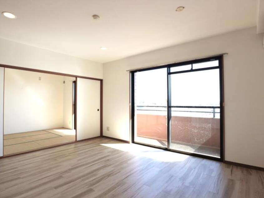  東海道本線/静岡駅 バス15分中村町下下車:停歩3分 4階 築26年