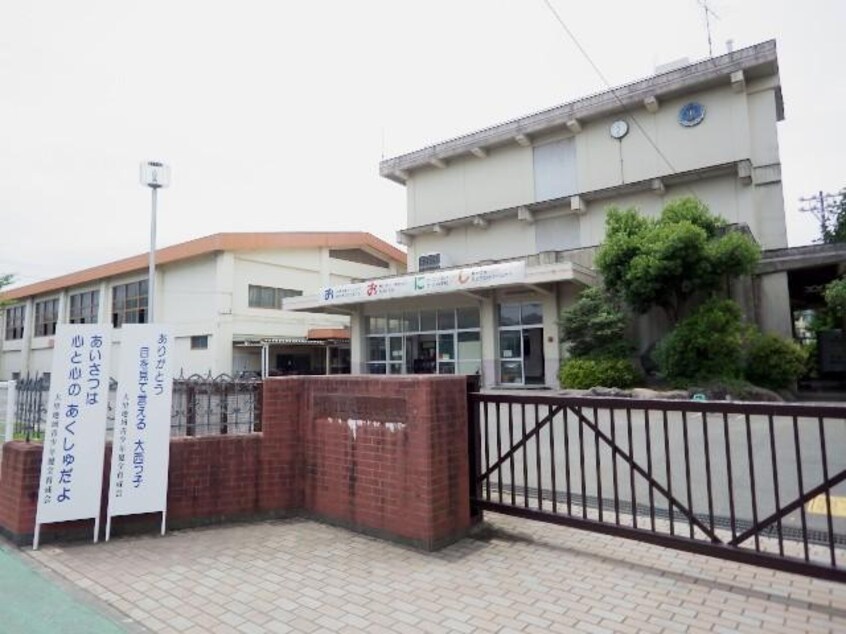 静岡市立大里西小学校(小学校)まで1107m 東海道本線/静岡駅 バス15分中村町下下車:停歩3分 3階 築26年