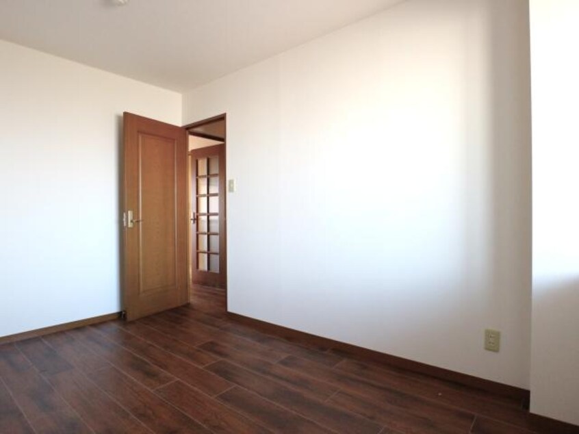  東海道本線/静岡駅 バス15分中村町下下車:停歩3分 5階 築26年