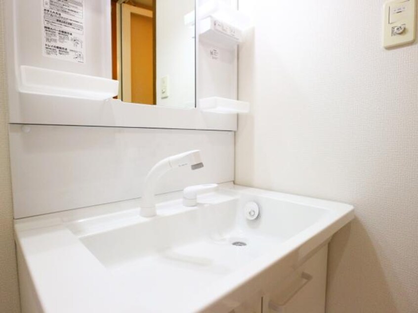  東海道本線/静岡駅 バス15分中村町下下車:停歩3分 3階 築26年