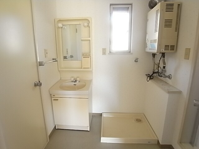  東海道本線/静岡駅 バス22分宮竹一丁目下車:停歩5分 2階 築36年